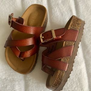 Steve Madden, dark brown sandals. Size 5 (12-24mo)